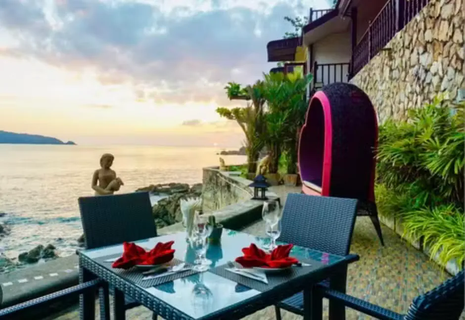 Waterfront Restaurant To Lease