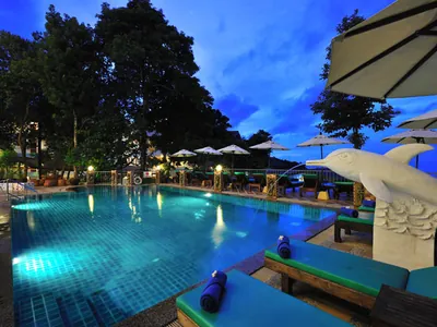 3 Star Patong Beachfront Resort