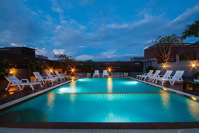 3 Star Street Front 62 Room Patong Hotel