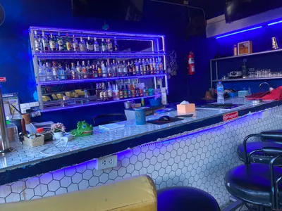 Double Unit Patong Bar — photo 1
