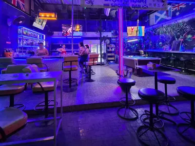 Double Unit Patong Bar