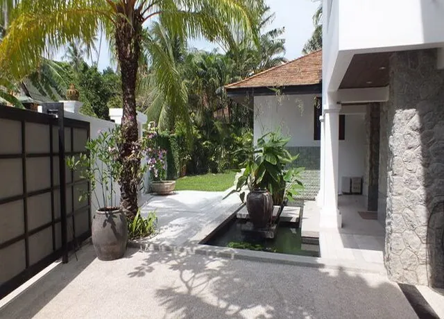 Luxurious Five Bedroom Surin Villa