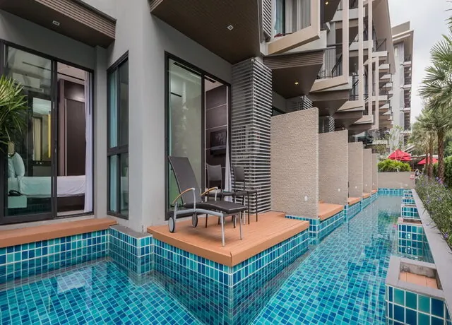 Charm Condominium With Pool Access