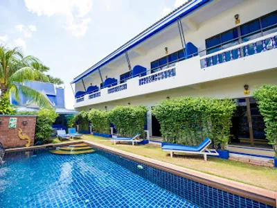Small Kata Resort That Is Convenient Located
