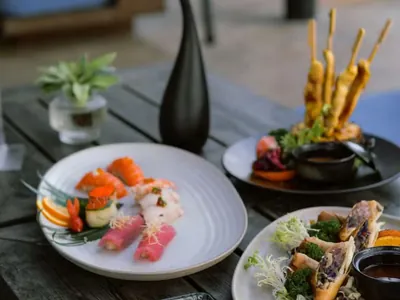 Small Restaurant With Bar