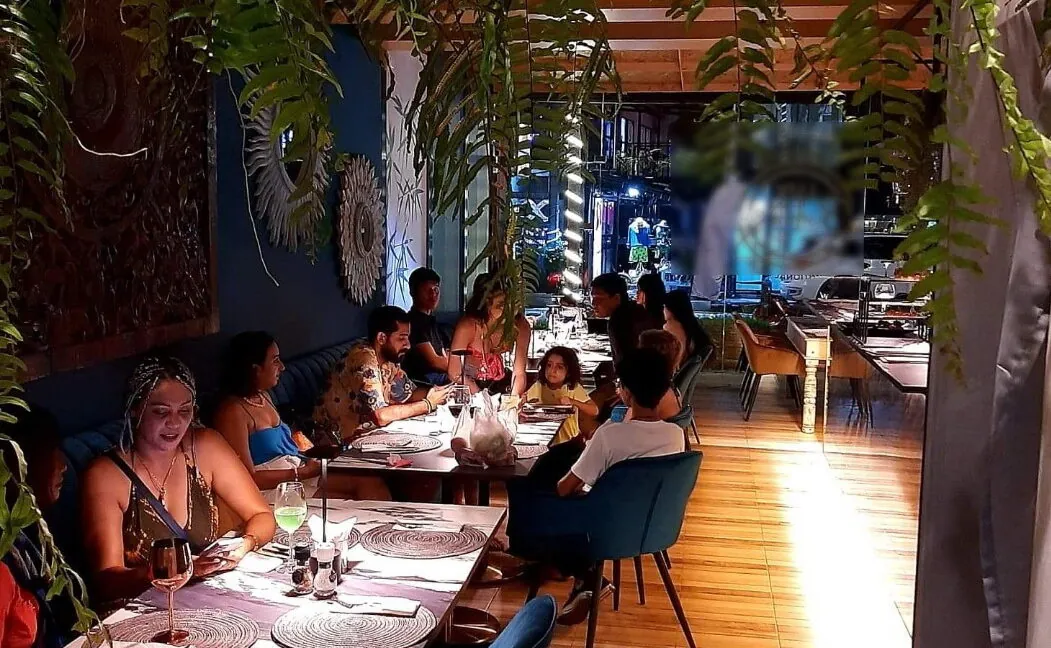 Unique Restaurant Located In Laguna Area