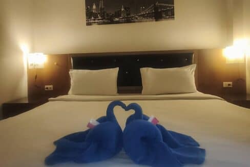 Guest house with 17 room in quiet area