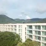 Hotel building for renovation with 110 Rooms